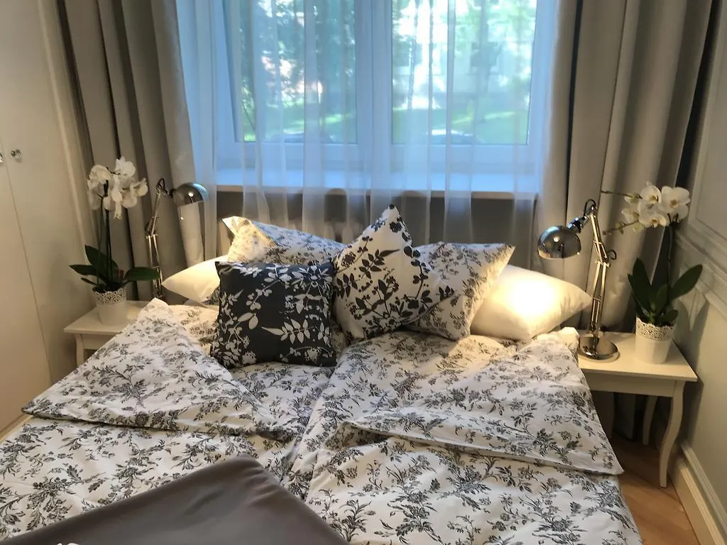 Apartament Karmelicka 11 Apartment Warsaw